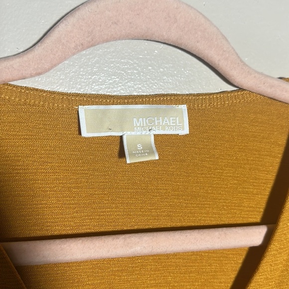 Michael Kors Marigold Mustard V Neck Bell Sleeve Top | Small - Picture 3 of 4